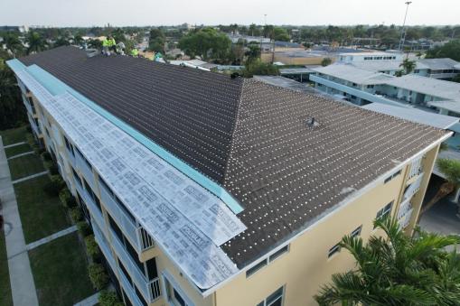 Apartment Complex Getting Prepared for Commercial Roof Installation in Lauderhill, FL
